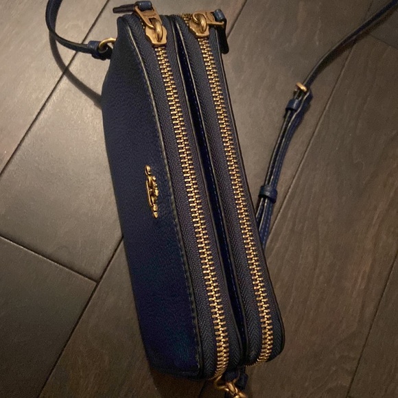 Coach crossbody - Picture 2 of 7